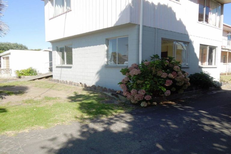 Photo of property in 1/7 Moa Street, Mount Maunganui, 3116