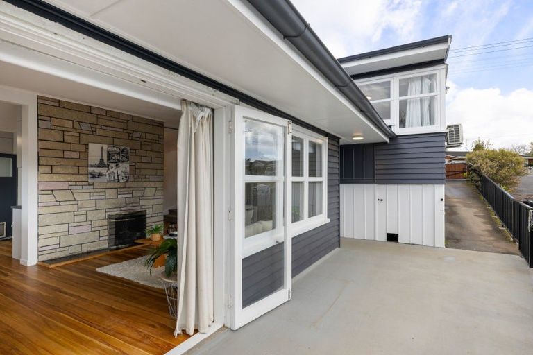 Photo of property in 28 Hillcrest Road, Hillcrest, Hamilton, 3216