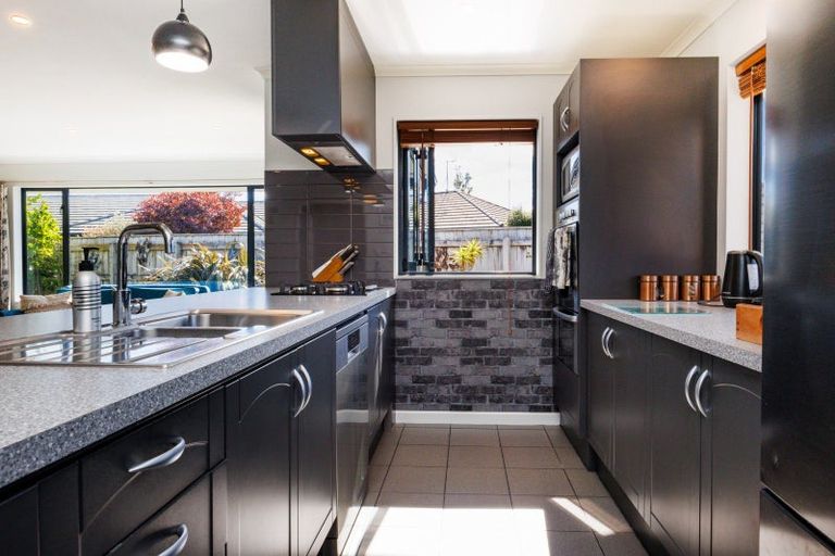 Photo of property in 6 Waipatere Court, Ashhurst, 4810