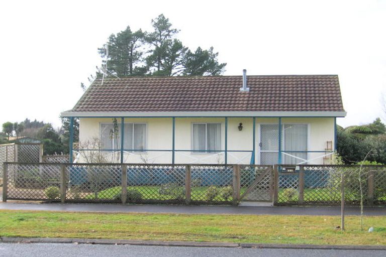 Photo of property in 114 Lewis Street, Glenview, Hamilton, 3206