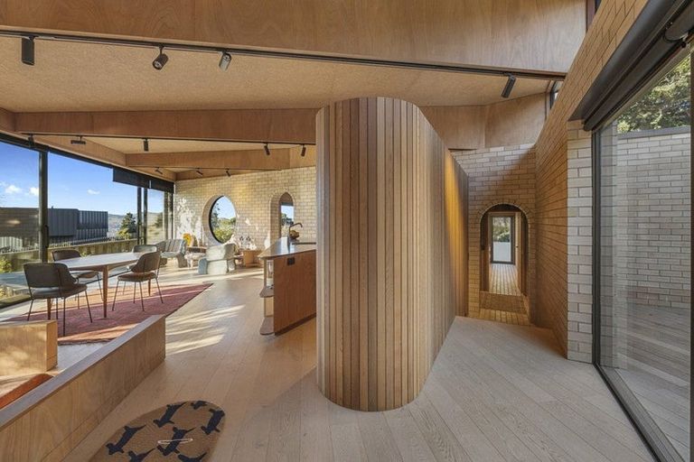 Photo of property in 109b Cliffs Road, Saint Clair, Dunedin, 9012