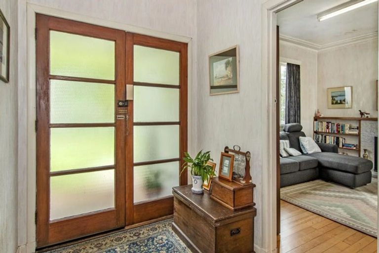 Photo of property in 34 Cairnfield Road, Kensington, Whangarei, 0112