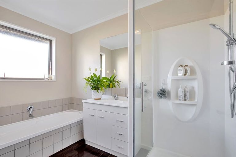 Photo of property in 7 Pollock Place, Rolleston, 7614