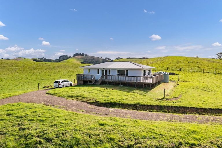 Photo of property in 533 Pataua South Road, Pataua South, Onerahi, 0192