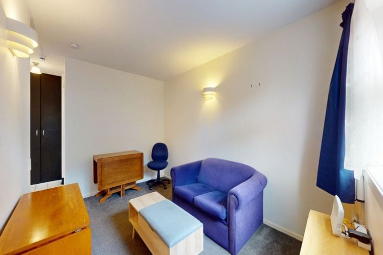 Photo of property in Parkland Flats, 3/51 Adams Terrace, Kelburn, Wellington, 6021