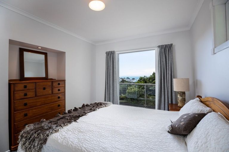 Photo of property in 75 Cutfield Road, New Plymouth, 4310