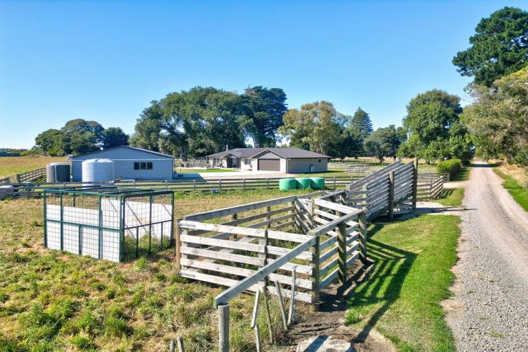 Photo of property in 1065h No 2 Line, Fordell, 4572