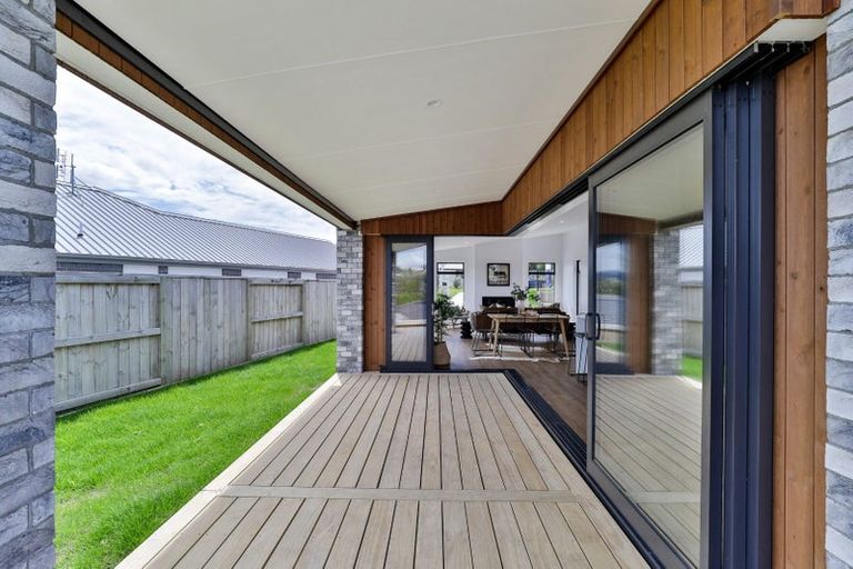 Photo of property in 20 Ridge Drive, Omokoroa, 3114