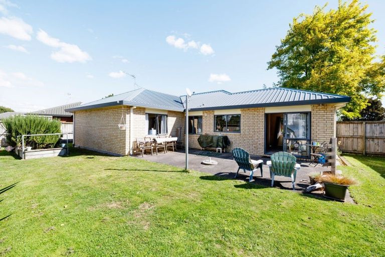 Photo of property in 10 Mckenzie Place, Rototuna North, Hamilton, 3210