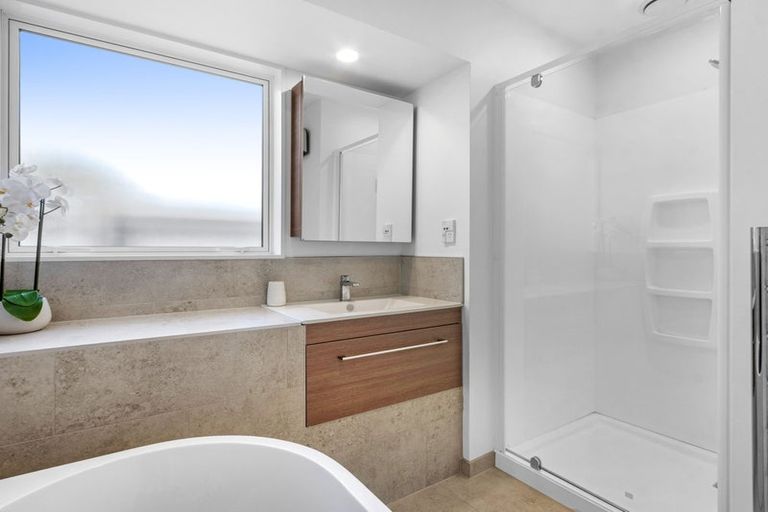 Photo of property in 1/271 Avonhead Road, Avonhead, Christchurch, 8042