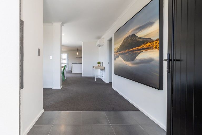 Photo of property in 48 Jarrett Terrace, Leamington, Cambridge, 3432