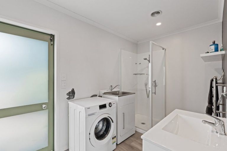 Photo of property in 737 Frankley Road, Hurworth, New Plymouth, 4371