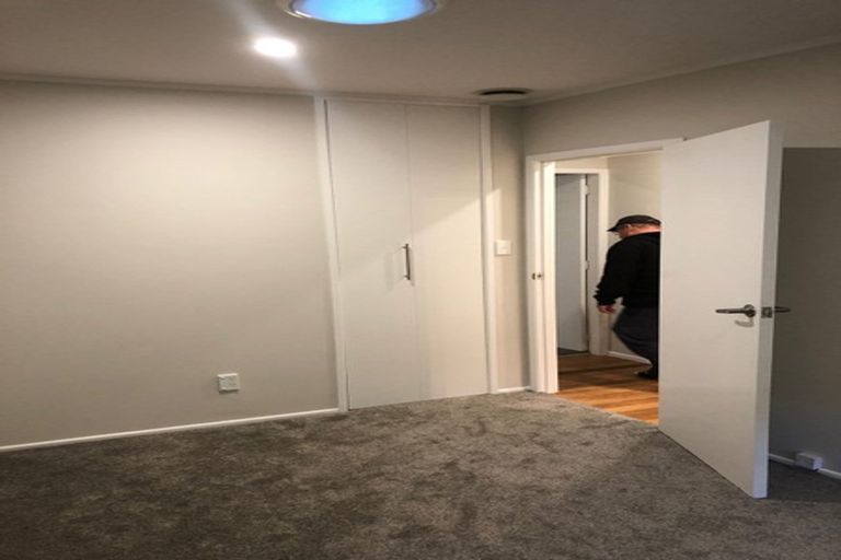 Photo of property in 5/8 Tawera Road, Greenlane, Auckland, 1051