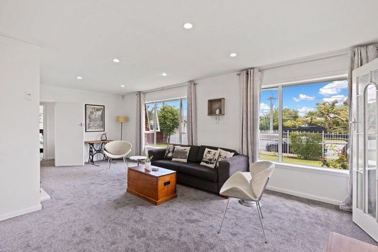 Photo of property in 1/136 Harris Crescent, Papanui, Christchurch, 8053