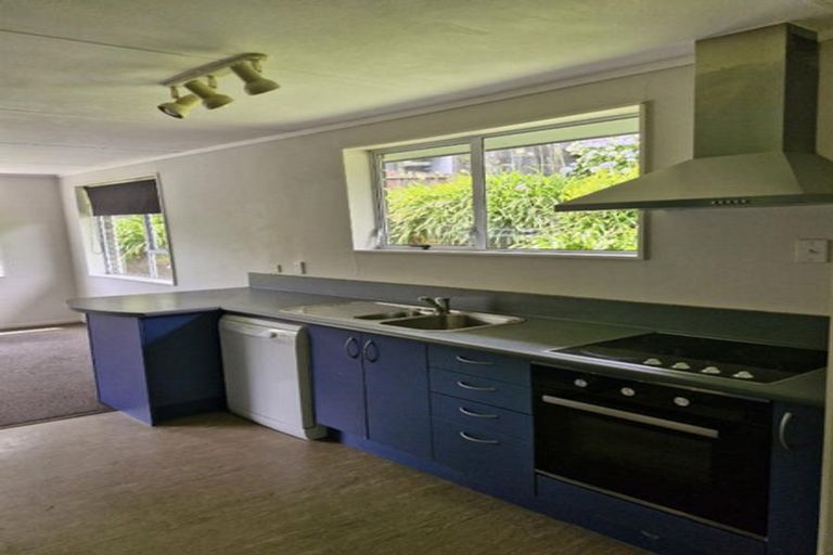 Photo of property in 15 Rossiter Crescent, Lynmouth, New Plymouth, 4310