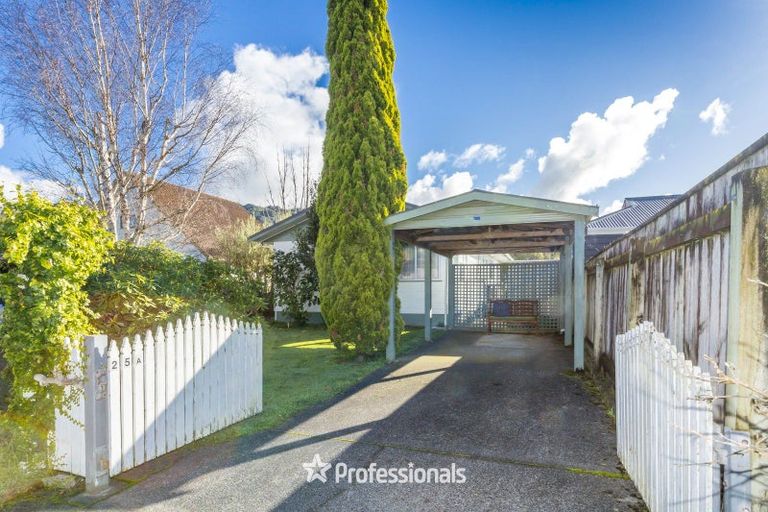 Photo of property in 25 Memphis Grove, Totara Park, Upper Hutt, 5018