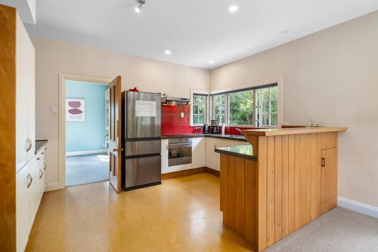 Photo of property in 11 Ridvan Grove, Ngaio, Wellington, 6035