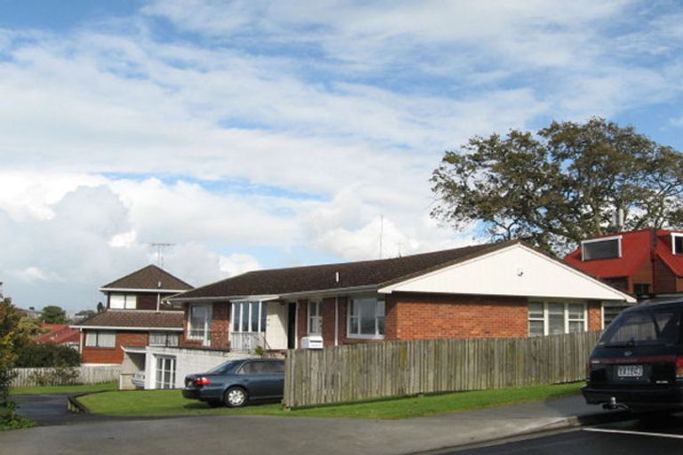 Photo of property in 3 Walter Macdonald Street, Howick, Auckland, 2014