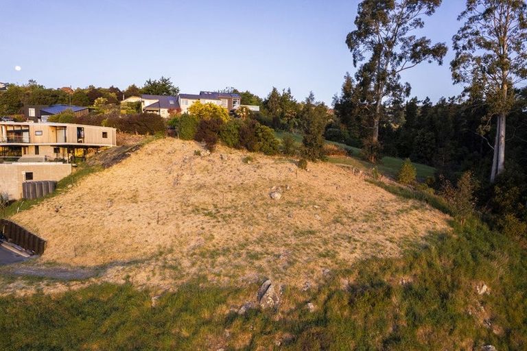 Photo of property in 7 Halcyon Way, Cashmere, Christchurch, 8022