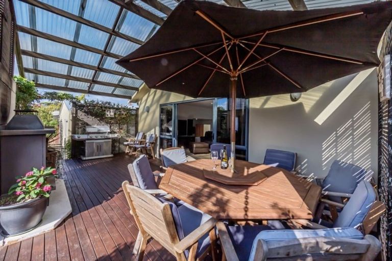 Photo of property in 38a Holiday Road, Stanmore Bay, Whangaparaoa, 0932