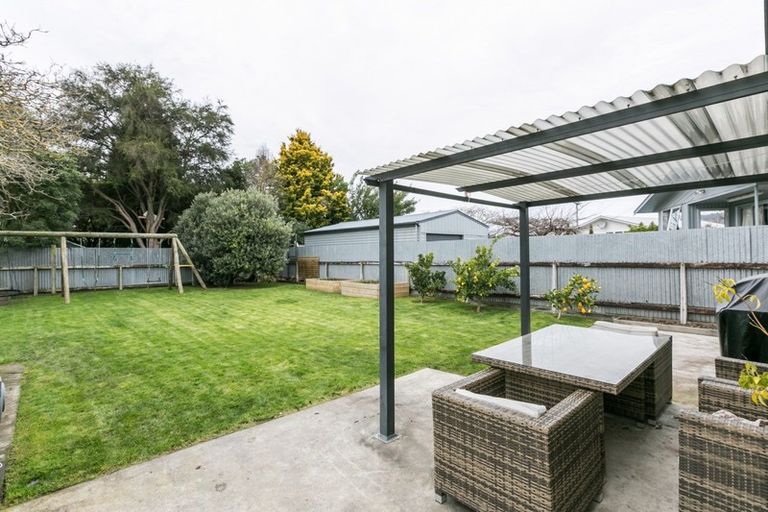 Photo of property in 33 Upham Street, Havelock North, 4130