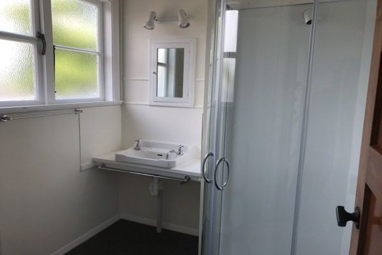 Photo of property in 30 Rangiora Avenue, Roslyn, Palmerston North, 4414