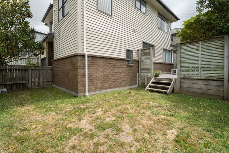 Photo of property in 6 Erlestoke Crescent, Churton Park, Wellington, 6037