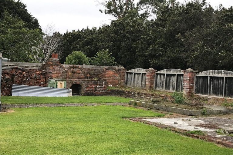 Photo of property in 64 Turner Street, Edendale, 9825