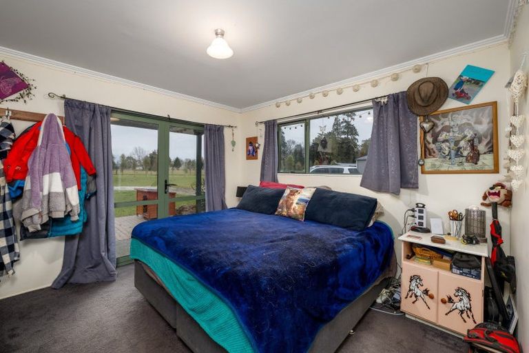 Photo of property in 124 Waihao Back Road, Waimate, 7979
