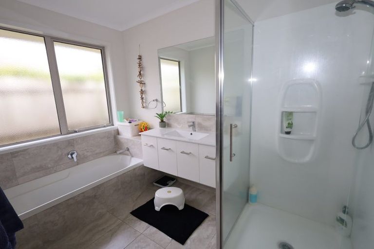 Photo of property in 8 Blanche Road, Papamoa Beach, Papamoa, 3118