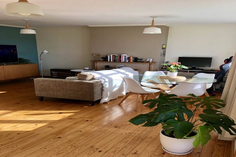 Photo of property in 46 Raukawa Street, Strathmore Park, Wellington, 6022