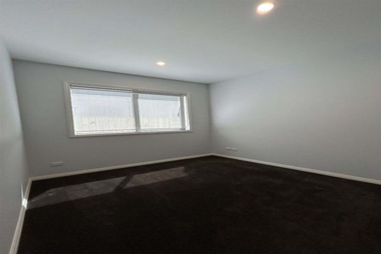 Photo of property in 4 Craigs Way, Hobsonville, Auckland, 0616