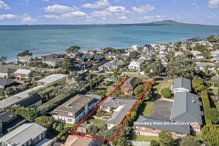 Photo of property in 1/22 Saltburn Road, Milford, Auckland, 0620