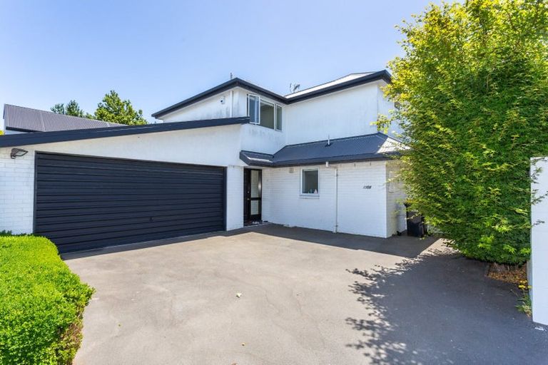Photo of property in 2/138 Memorial Avenue, Burnside, Christchurch, 8053