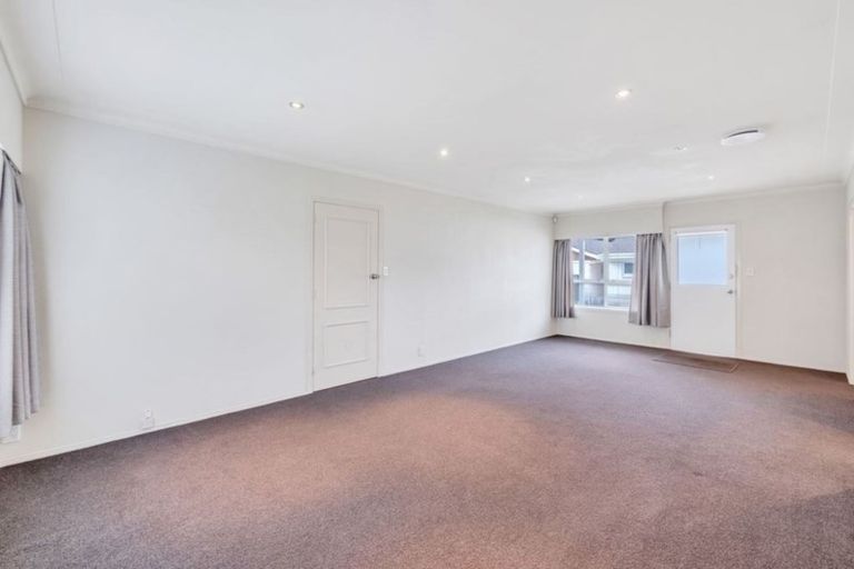 Photo of property in 1/29 Manse Road, Pahurehure, Papakura, 2113