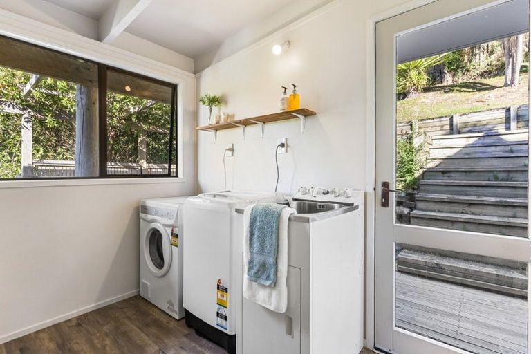 Photo of property in 25 Elliston Crescent, Stanmore Bay, Whangaparaoa, 0932