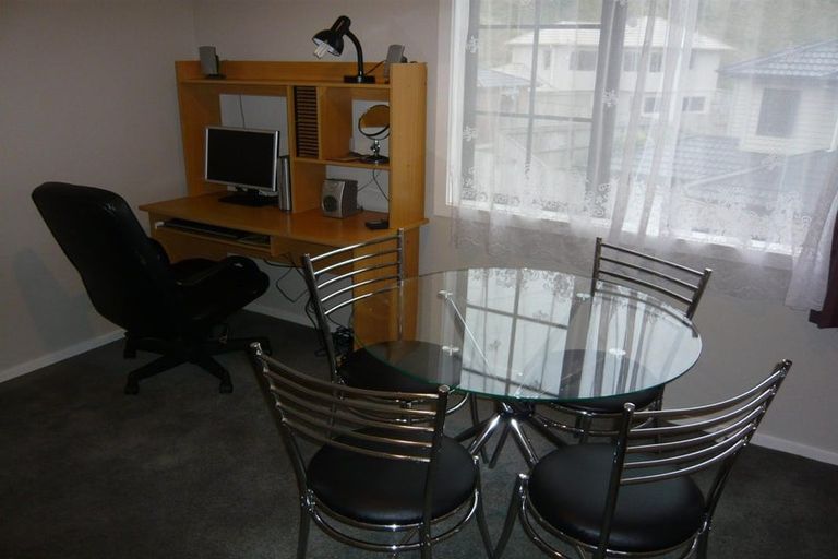 Photo of property in 70a Erlestoke Crescent, Churton Park, Wellington, 6037