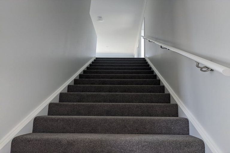 Photo of property in 1b Breakwater Way, Whitby, Porirua, 5024