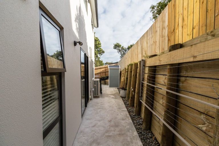 Photo of property in 49 Mercury Way, Whitby, Porirua, 5024