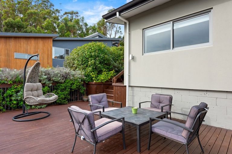 Photo of property in 9 Bell Bird Rise, Picton, 7220