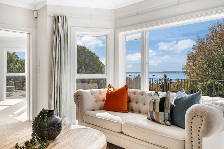 Photo of property in 122 Macleans Road, Bucklands Beach, Auckland, 2014