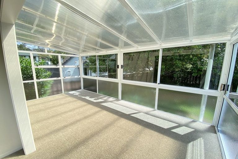 Photo of property in 81 John Downs Drive, Browns Bay, Auckland, 0630