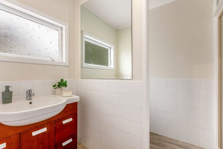 Photo of property in 32 Arawhata Street, Ranui, Porirua, 5024