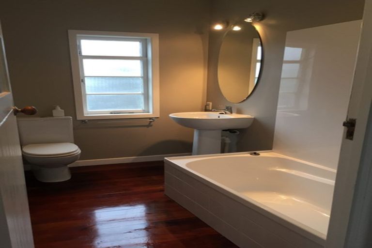 Photo of property in 16 Baird Street, Howick, Auckland, 2014