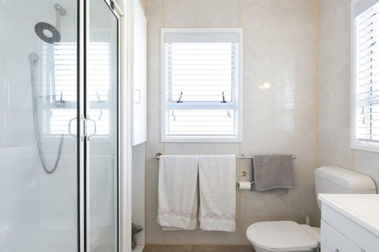 Photo of property in 887 East Coast Road, Kaiaua, Pokeno, 2473