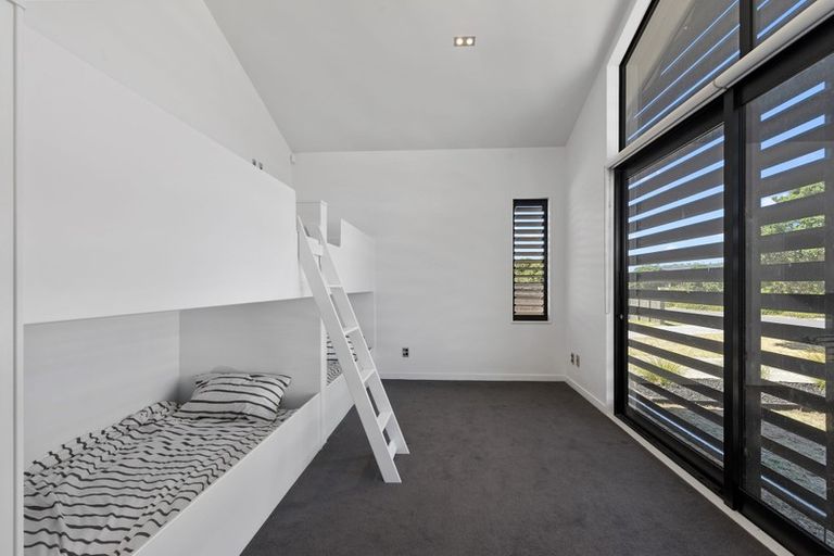 Photo of property in 31 Kokopu Street, Omaha, 0986