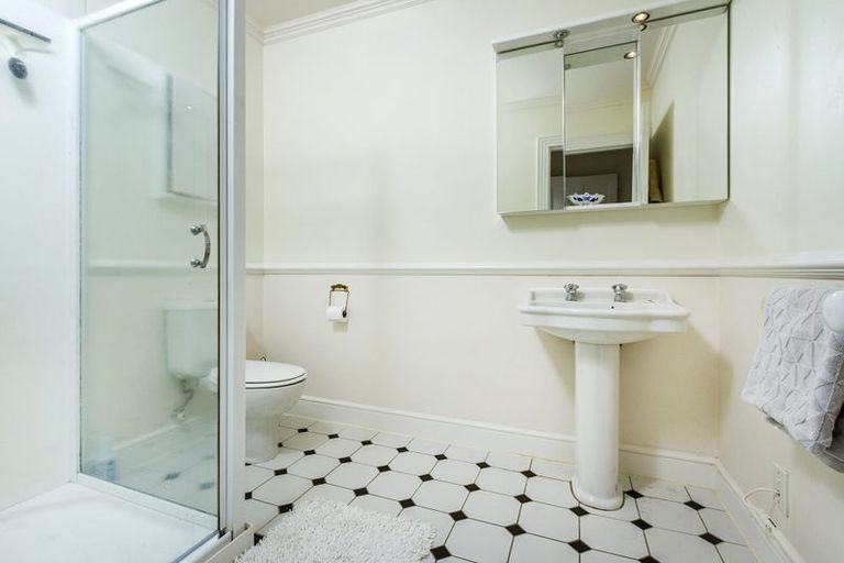 Photo of property in 23 Ewen Street, Hauraki, Auckland, 0622