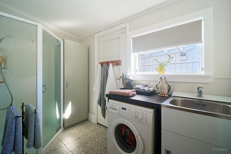 Photo of property in 260 Talbot Street, Geraldine, 7930