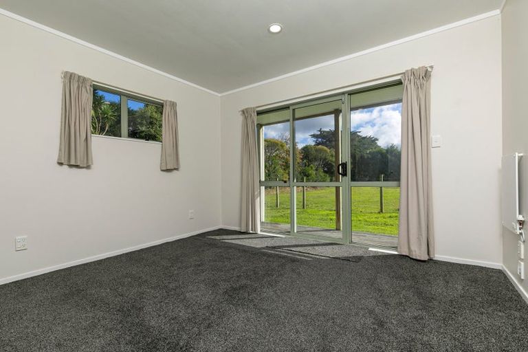 Photo of property in 101 Old Railway Road, Kumeu, 0892