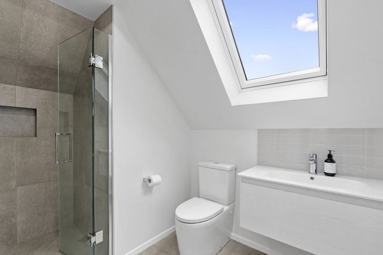 Photo of property in 28a Seine Road, Forrest Hill, Auckland, 0620